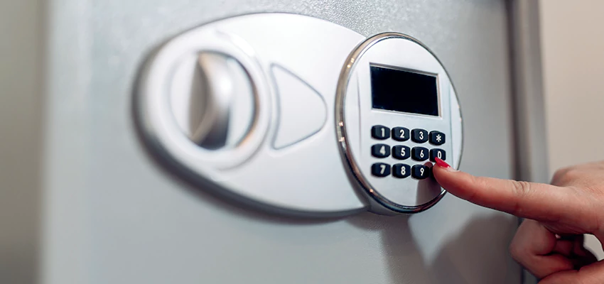 Jewelry Safe Cracking in Richmond, California