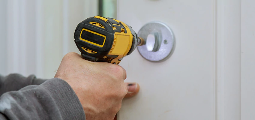 Street Locksmith For Smart Lock Repair in Richmond, CA